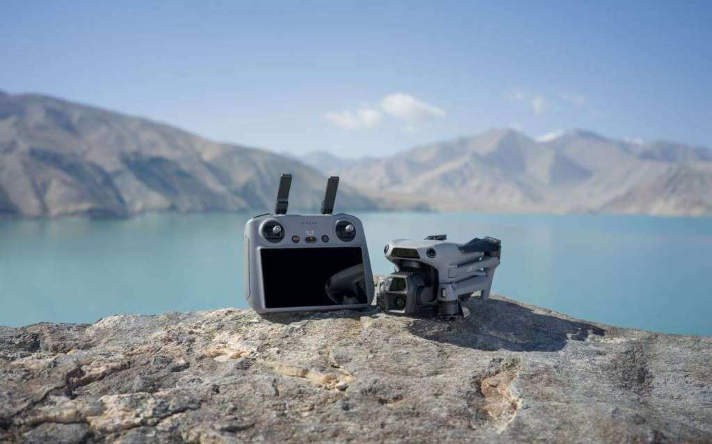 DJI Air 3S Fly More Combo (DJI RC 2) 